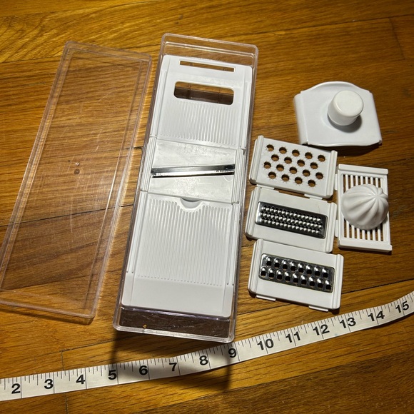 Other - BOGO Vegetable Chopper with Container